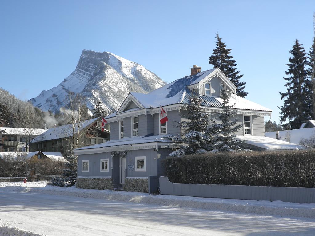 Three Peaks Banff Vila Exterior foto